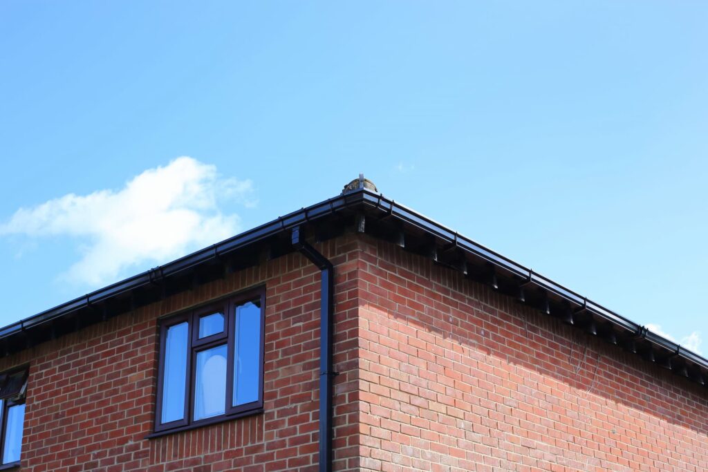 Local gutter cleaning company Local gutter cleaning company Oxfordshire